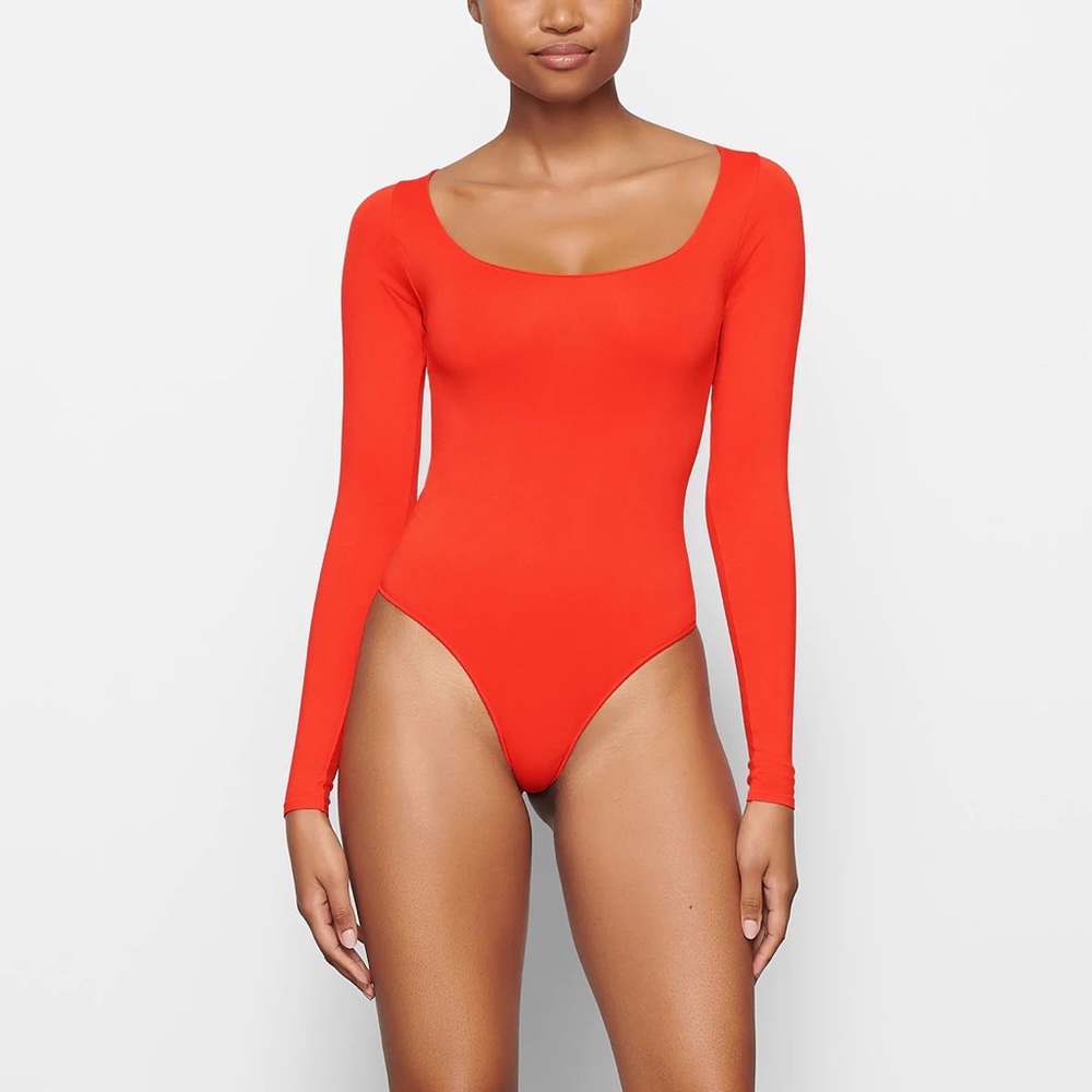NWT SKIMS Sheer Scoop Neck Long Sleeve Thong Bodysuit Poppy Size S & 3x